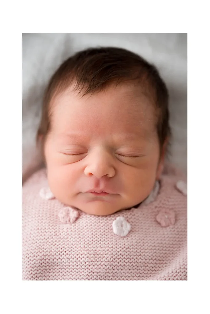 portret novorođene bebe